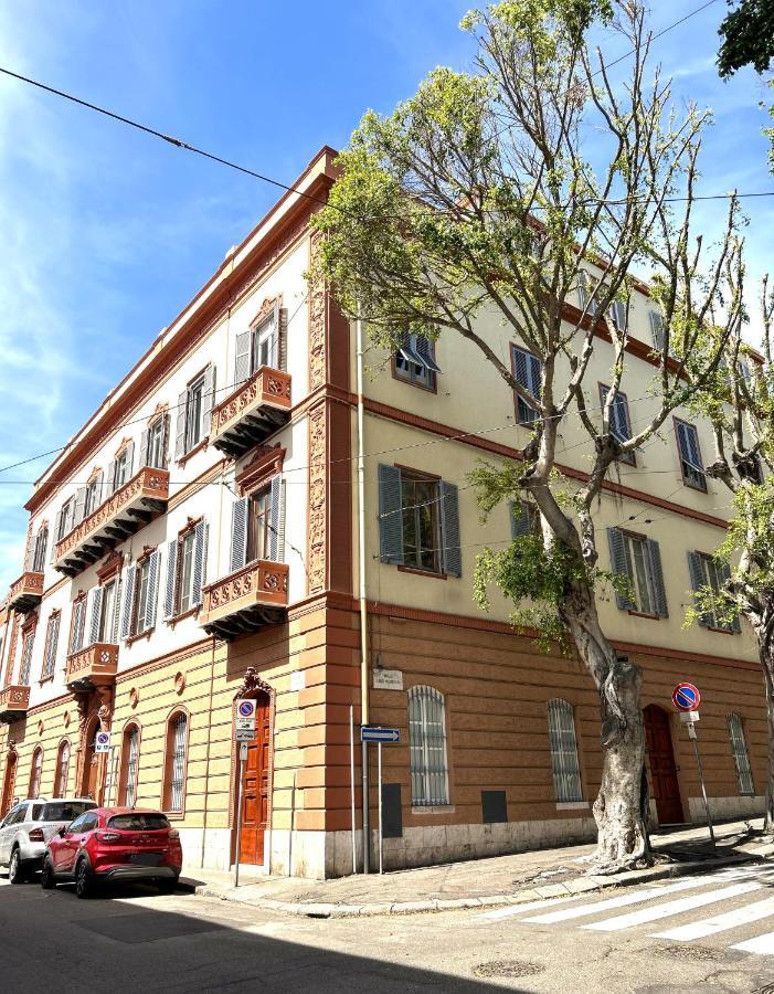 Massimo Boutique Apartment Cagliari Ngoại thất bức ảnh