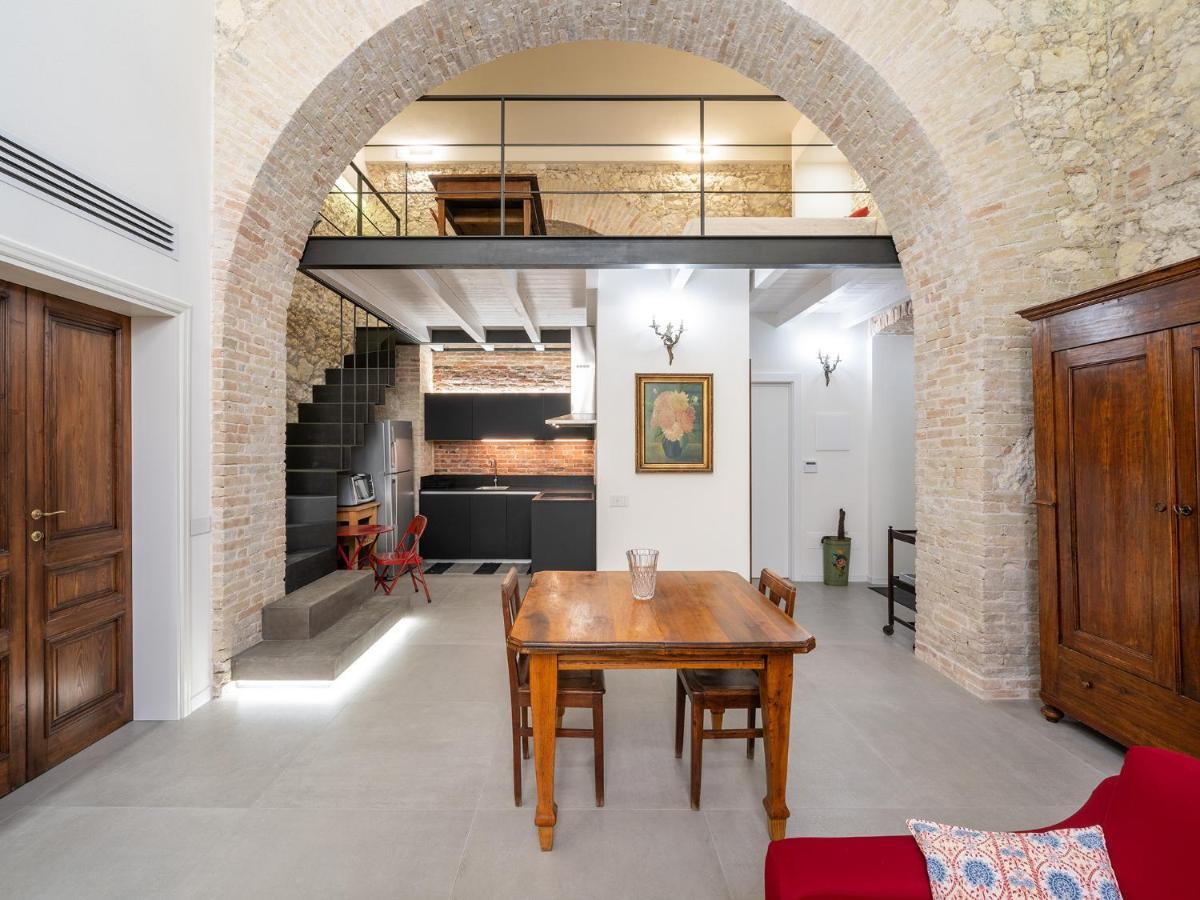 Massimo Boutique Apartment Cagliari Ngoại thất bức ảnh