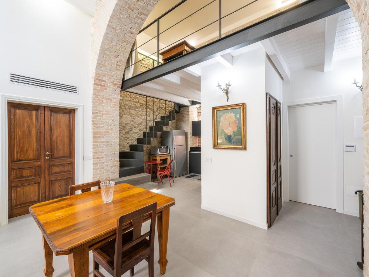 Massimo Boutique Apartment Cagliari Ngoại thất bức ảnh